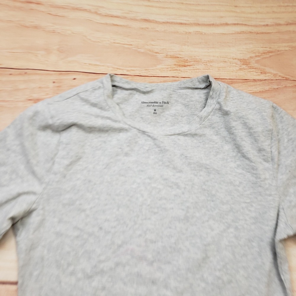 Abercrombie & Fitch Shirt Womens Medium Gray Long Sleeve Crewneck A&F Essentials - Picture 3 of 10